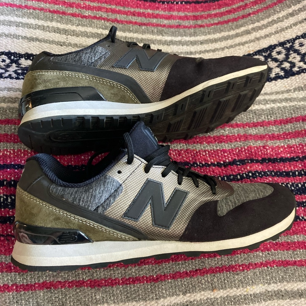 New Balance 696 size 10.